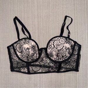 NWT Victoria's Secret Black Floral Lace Longline Bra with Nude Underlay
